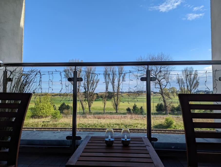 Beautiful 2 Bedroom Flat Overlooking Golf Course Carnoustie Extérieur photo